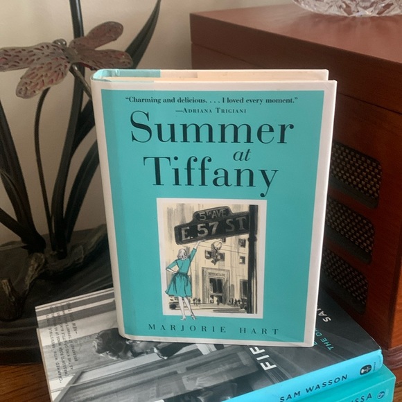 Summer at Tiffany- a Tiffany and co love story hardcover coffee table book - Picture 1 of 3